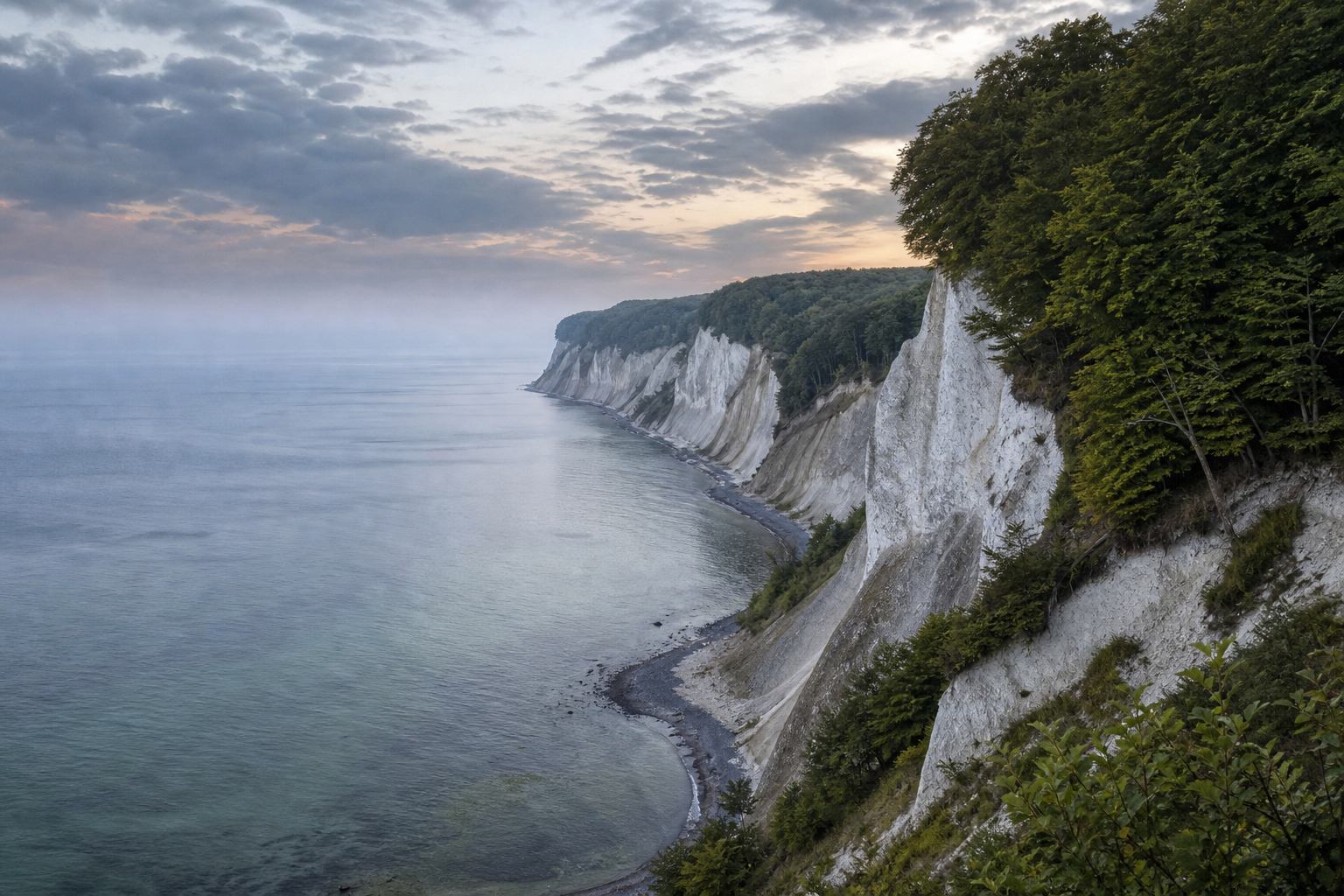 Kreidefelsen auf der Insel Rügen am Baltischen Meer